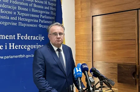 Nikšić: Ove afere su došle jer se nema šta prigovoriti Vladi Federacije