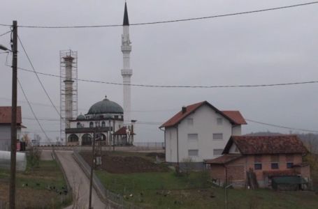 Jedno selo u dva entiteta: "Moja kuća pripada Federaciji, dok mi pomoćni objekat pripada RS"