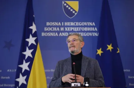 Imamović: Vijeće ministara BiH mora hitno reagovati i spasiti BHRT