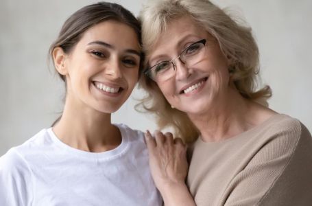 Najbolji odnos prema roditeljima imaju ova 4 znaka, za njih je to prirodno!