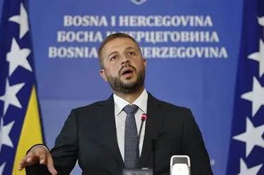 SDS šokira javnost: “Samo čudo može spriječiti Blanušinu pobjedu!”