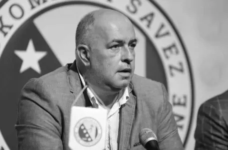 Preminuo bivši generalni sekretar RSBiH Smajo Karačić