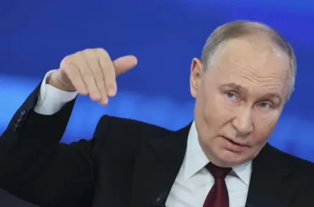 Visoki dužnosnik NATO-a: Putin blefira