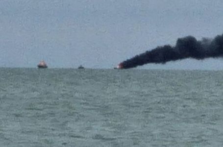 Drama u Crnom moru: Tanker naleteo na minu, izbio požar, prijeti potonuće broda