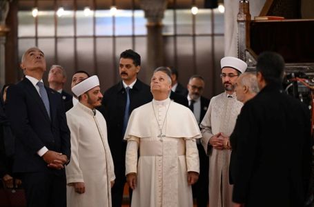 Papa u posjetu Istanbulu, neće posjetiti Aja Sofiju