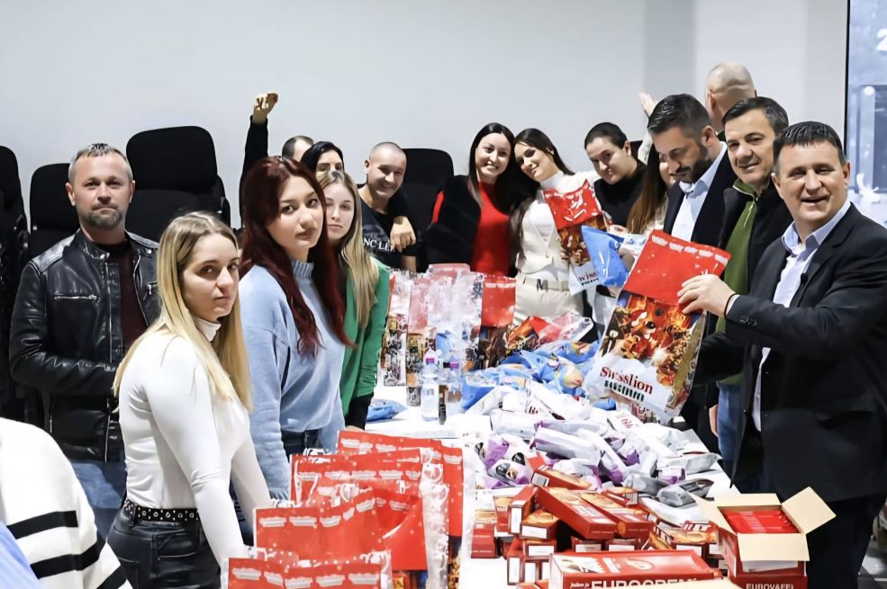 U banjalučkom SNSD-u 15 ljudi razriješeno dužnosti