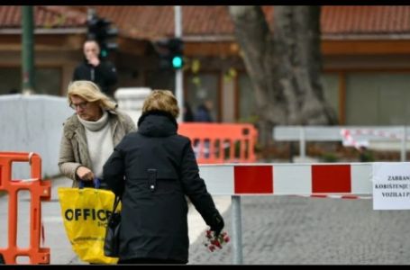 Neodgovorni građani: Pogledajte kako pojedinci prelaze Carev most i pored jasnih zabrana
