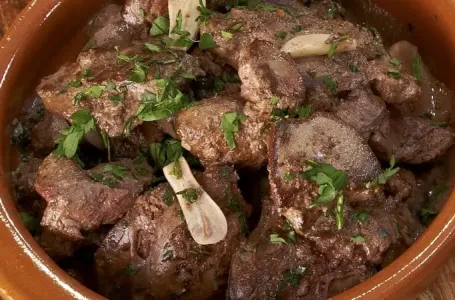 Džigericu prije prženja pospite 1 sastojkom – biće uvijek ljepša, mekša i bez gorčine