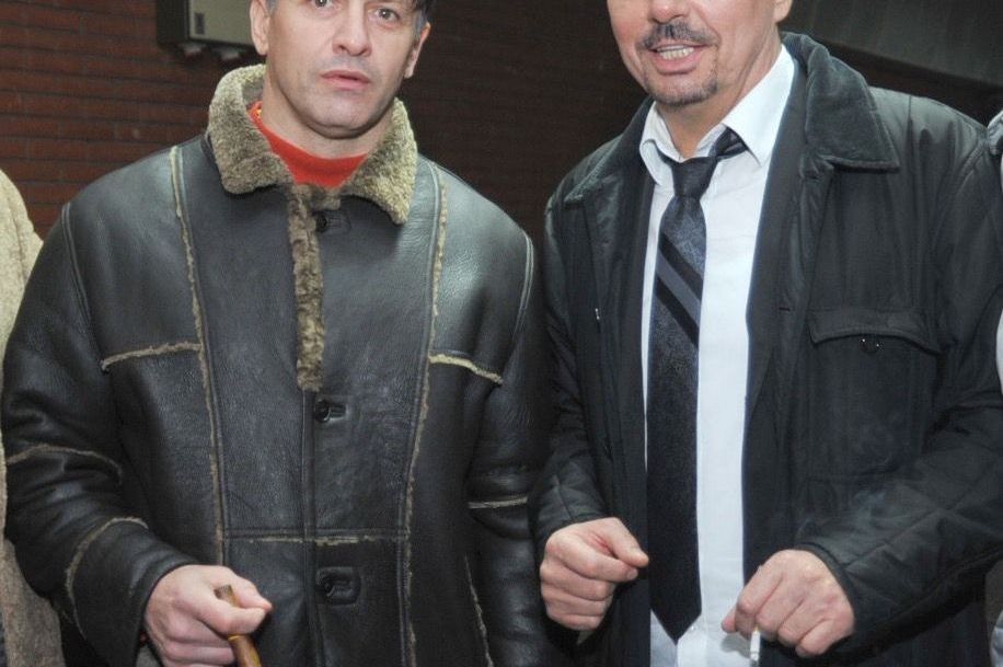 Isplivale fotografije: Keba bio među prvima koji su dočekali Orića nakon povratka iz Haga