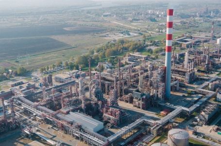 Srbija DALA DOZVOLU za gašenje rafinerije!