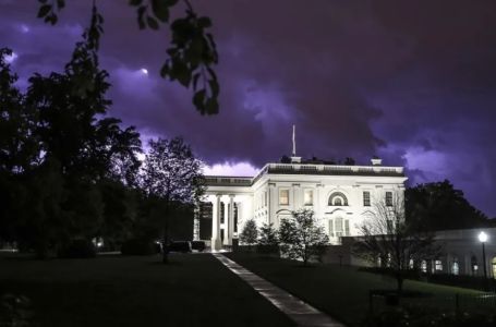 DRAMA U BIJELOJ KUĆI: Trump se pravi da ne zna, Hegseth pred vojnim udarima!