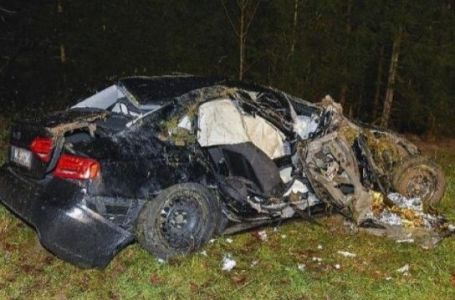 Teška nesreća mladića iz BiH u Njemačkoj: Jednom se bore za život, automobil smrskan