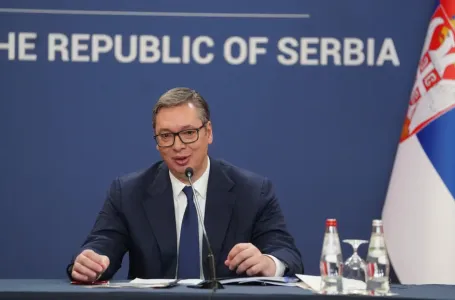 Vučić: Srbija ne bi nacionalizovala NIS već bi platila ruski dio vlasništva