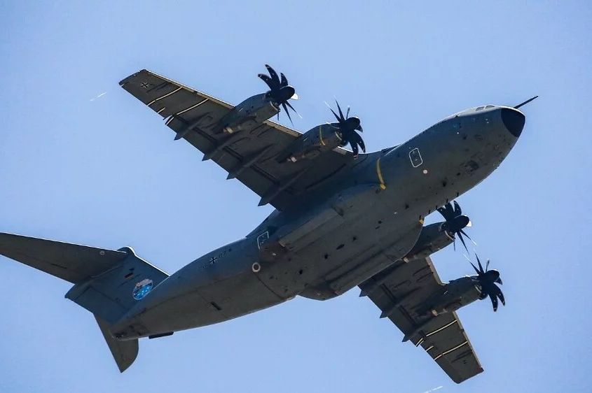 U Rusiji se srušio vojni transportni avion: Poginuli svi članovi posade, otkriven mogući uzrok