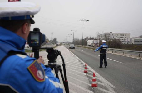 MUP KS dobio napredne radare, mjere brzinu do 320 km/h, na udaljenosti i do 1.200 metara