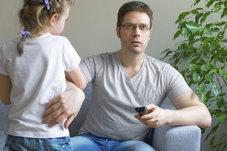 Psiholog: „Ne govorite djeci da nemate para da im kupite ono što žele. Evo šta im treba reći“