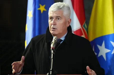 Obraćanje u Banjaluci: Evo šta je Čović poručio direktno Dodiku