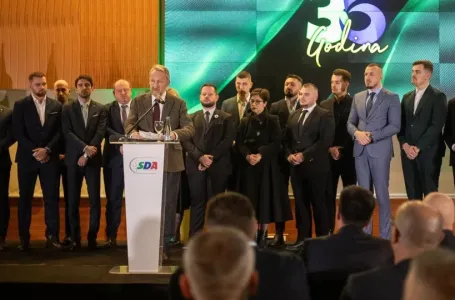 Izetbegović poručio mladima SDA: "Budite kao vaši očevi, završite ovu borbu za BiH, ali mnogo brže"