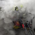 Apokaliptične slike, na terenu 300 vatrogasaca i 60 vozila: Vatrena stihija zahvatila skladište...