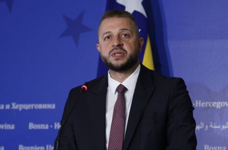 Nešković: Dokazano je da je za 2.300 ljudi neko drugi glasao, ponavljanje izbora je jedino logično