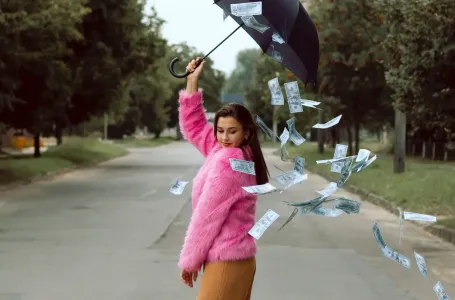 Zvijezde predviđaju bogatstvo za 3 znaka od 15. decembra,  zapljusnuće ih talas para