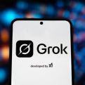 Skandal AI chatbota: Grok širi dezinformacije o pucnjavi na Bondi Beach