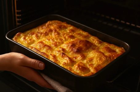 Bolje nego domaće: Premažite kupovne kore sa 3 sastojka i izgledaće kao da ste ih sami razvukli