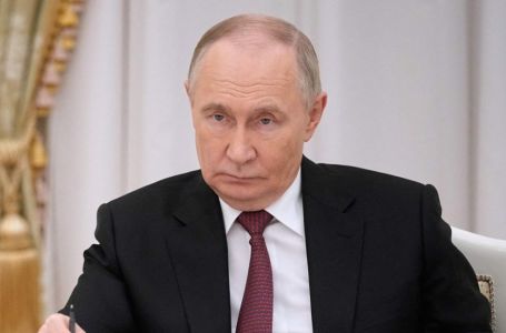 Putin prijeti: ‘Oslobodit ćemo naš teritorij diplomatijom ili silom’