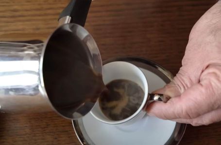 Pazite: Voda za kafu nikako ne smije da proključa dva puta, evo i zašto