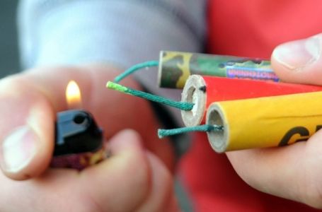 Tragedija na adventu: Trogodišnjak teško povrijeđen petardom!