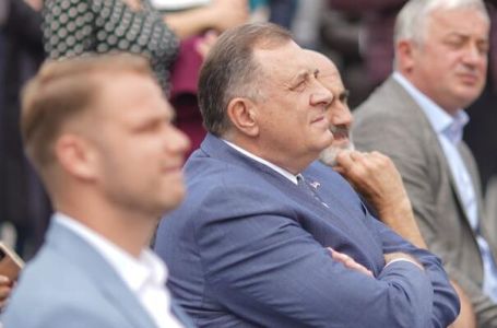 Stanivuković Dodiku: "Nikada niste slušali narod, samo ste pljačkali RS"