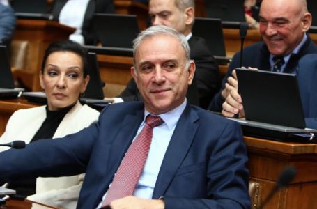 Zdravko Ponoš opleo po Vučiću: "Nije mu dovoljno to što radi Srbiji, pa pokušava da pravi štetu..."