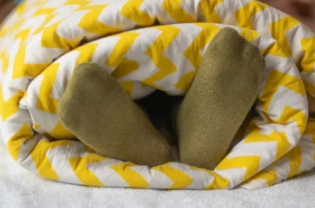 Ko ne smije da spava u čarapama? Ako imate ovu dijagnozu, nemojte to raditi