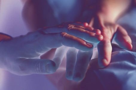 Šta znači kada sanjate preminulu osobu: Duša vam šalje važan znak, obratite pažnju na ovo