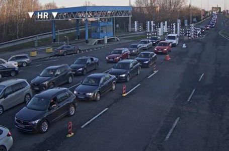 Gužva na više graničnih prelaza BiH sa Hrvatskom