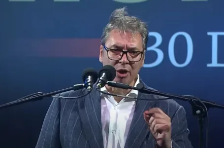 Vučić kao pokvarena ploča: Najavio novo obraćanje javnosti, građani ga ismijali