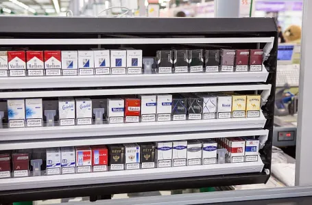 Cigarete u BiH skuplje od sljedeće godine: Akcize će biti više za 9,50 KM, a na duhan za 7,60 KM