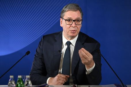 Vučić priznao: Trošimo "srebrninu", Srbija bez kapi nafte iz Janafa 83 dana