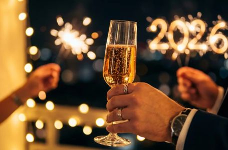 Novogodišnji horoskop za 2026: Kome zvijezde otkrivaju put ka sreći?