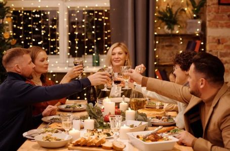 Stari običaji i vjerovanja: Ova pojava u novogodišnjoj noći smatra se moćnim znakom sreće