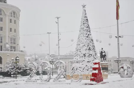 Tragična nesreća u Skoplju: Dijete (2) preminulo nakon povreda tokom vatrometa