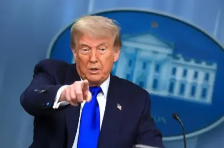 Podignuta vojska, tenkovi raspoređeni uz granicu: Tramp zaprijetio još jednom predsjedniku