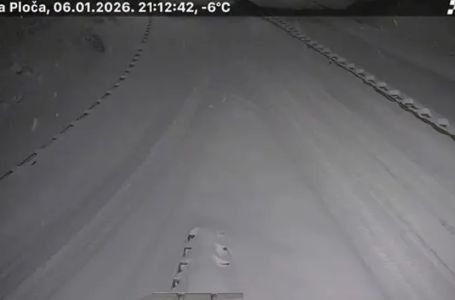 Snježni haos u Hrvatskoj: Problemi na putevima, očekuje se da padne još pola metra