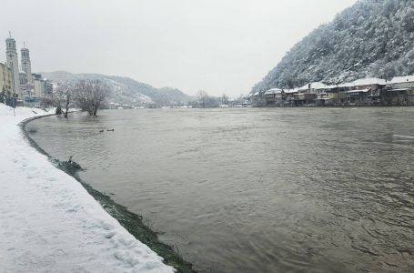 Drina u stagnaciji, nadležni vrše pritisak na Crnu Goru da se dodatno ne propušta voda