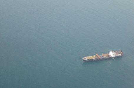 Upravo: Amerikanci zaplijenili tanker koji prati ruska podmornica