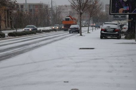 Snijeg zabijelio Mostar