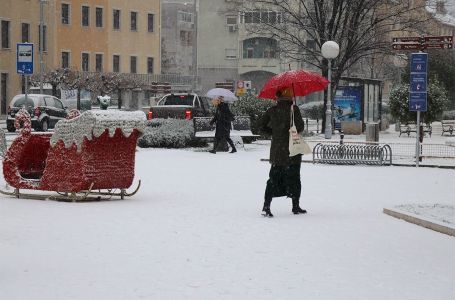 Građani, oprez: Paprene kazne u Mostaru ako se snijeg i led ne uklone