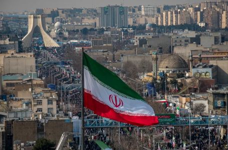 Iran stavio bezbjednosne snage u najvišu pripravnost, aktivirao "raketne gradove"