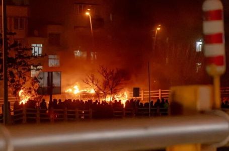 Amerika počela planirati napad na Iran, obustavljeni letovi