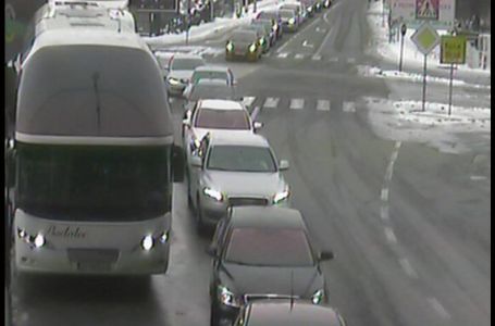 Gužve na nekoliko graničnih prijalaza na izlazu iz BiH: Čeka se više sati